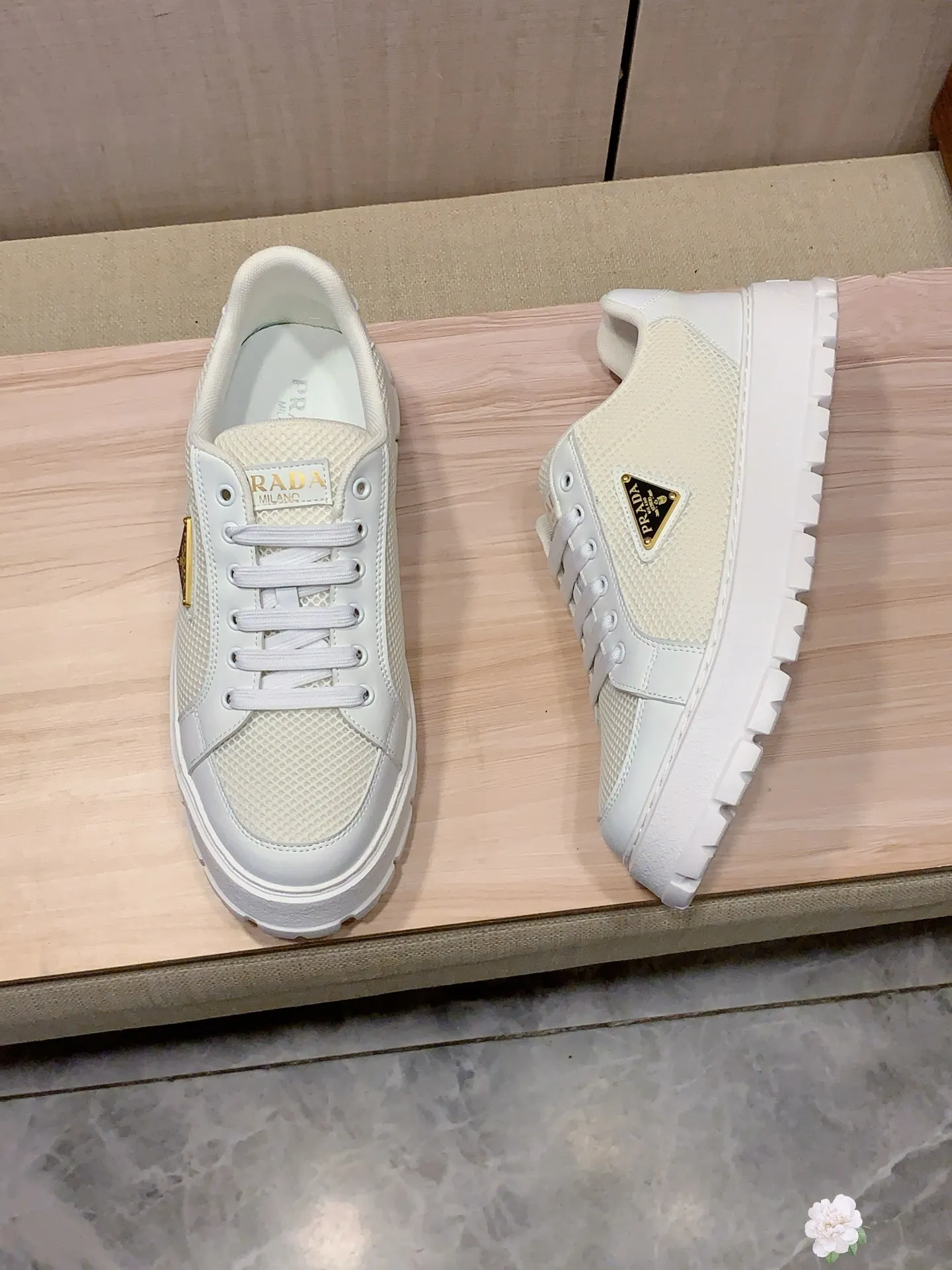 Men's Men's Shoes💰442💰💰🎩🎩[Lightning][Lightning] "PRADA*" The latest and most popular casual shoes, top brand [seduce] luxury ~ purchasing agency, top quality ~. [Strong] The upper is made of imported breathable and polished cowhide material ➕ Breathable sheepskin feet (•) with fine workmanship. Original stylish and stylish soft rubber wear-resistant and non-slip outsole, light and comfortable on the feet, the real thing looks better when photographed, 305: code: 38-44, 3️⃣ colors selected